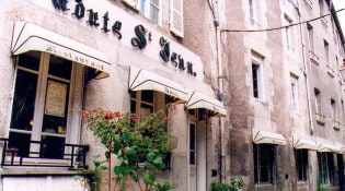 A La Porte Saint Jean - la façade
