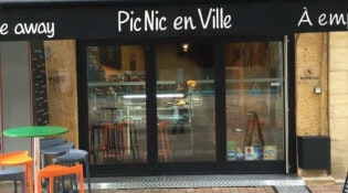 Picnic en ville - La façade du restaurant