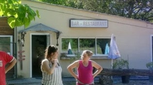 Snack du Touron - La façade du restaurant