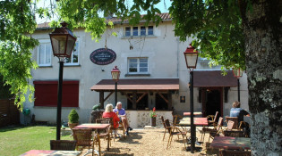 The Crazy Frog - la terrasse