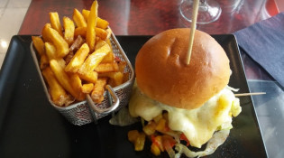 L'aventure - Un burger