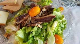 Le puits Fleuri - Une salade