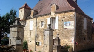 Auberge des Marthres - La façade du restaurant