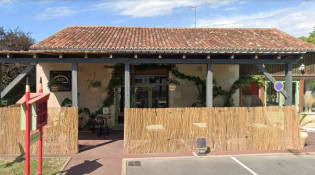 La Confrérie du Bourg - La façade