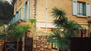 Le Centenaire - La façade du restaurant