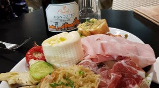 Pane Olio E Sale - Un autre plat
