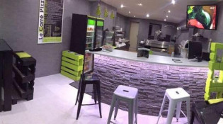 Le Carré Pizza - La salle de restauration