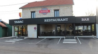 La croisée des routes - La façade du restaurant