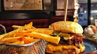 Le Siècle - Un burger