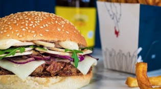 Les Burgers de Papa - Burger avec des frites