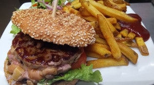 Les Mets Tissés - Un burger