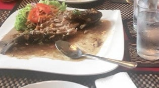 Café de Nice - Un plat à base de poisson 