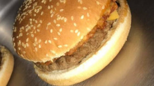 Night 28 - Un burger