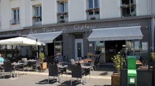 Aux Tours Du Chateau - Le restaurant