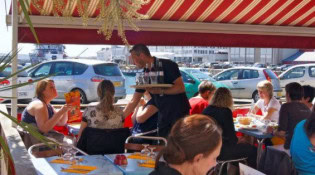 Latitude Crêpe - La terrasse