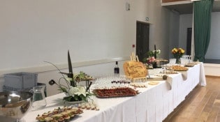 Tal Ar Milin - Un buffet 