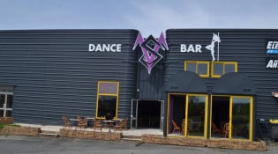 Dance VS bar - La façade du restaurant