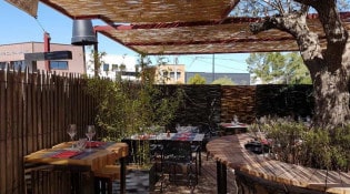 Vin Chez Moi - La terrasse