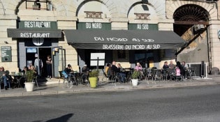 Du Nord au Sud - Le restaurant avec la terrasse