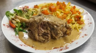 Au Modern - Un plat