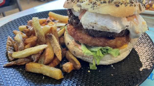 Le P'tit Mons - Un burger