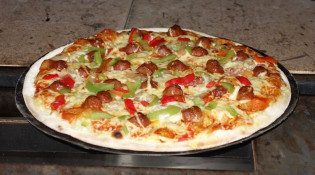 Autour de Pizz - Une pizza