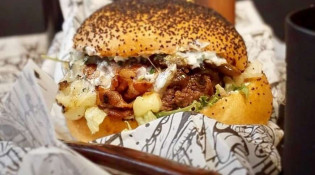 Cyprien - Un burger