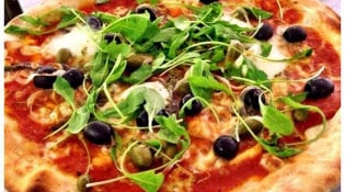La Compagnie Française - La pizza lollobrigida 