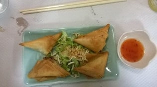 Pho Mai - des Samoussas