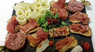 L'Esprit du Sud-Ouest - Un plateau de tapas