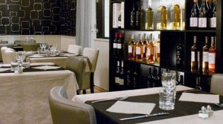 Cosy restaurant - La salle de restauration