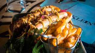 Le Klein's - Un hot dog, frites