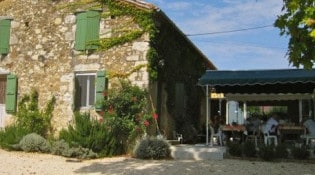 Auberge du Cassou - L'extérieur de l'auberge