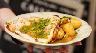 Aux Reves - Un plat