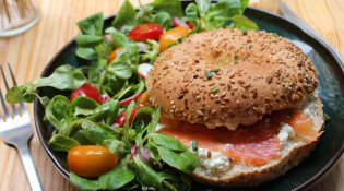 Café Brazza - Un bagel