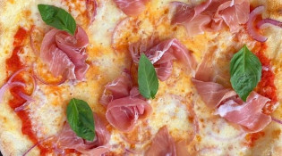 Casale Taglio - Une pizza