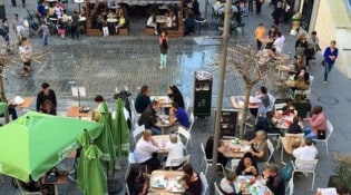 Starbucks Coffee - La terrasse