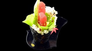 Sushi Creation - Une temaki thon avocat