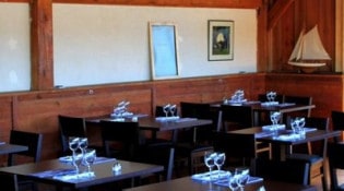 Restaurant du port - La salle de restauration