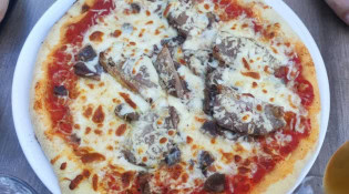 La Fontana - Une pizza