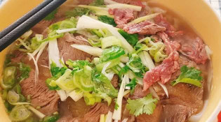 Fast-food vietnamien - Une soupe
