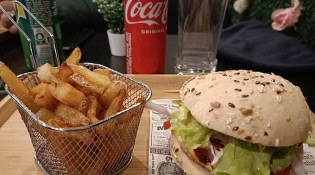 F7 Burgers & Tacos - Burger accompagné des frites