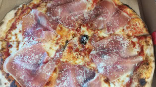 Familly Pizza - Une pizza