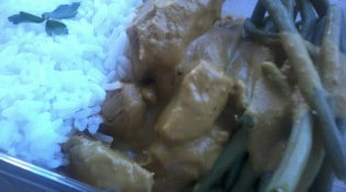 Epices & Gourmandises - Satay Ayam, poulet sauce cacahuètes