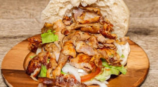 Istanbul Kebab - Un sandwich