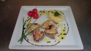 Les Embruns - Le plat a base de poisson