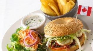 Canadian Steak House - Un bagel et frites 