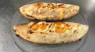 Chrono Pizza - Calzones 