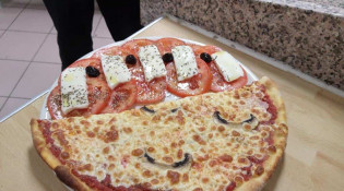 Le Relais de Montseveroux - Une pizza