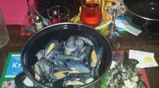 Le Petit Charlot - Moules frites marinières